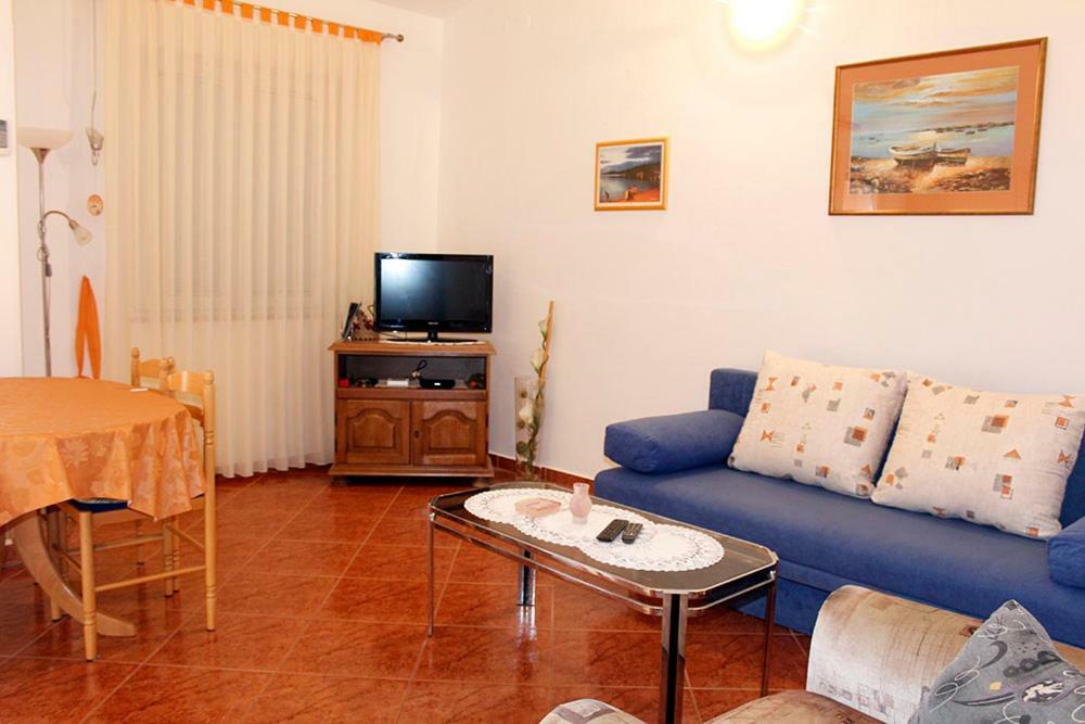 Apartmani Zeljko Metajna Exteriör bild